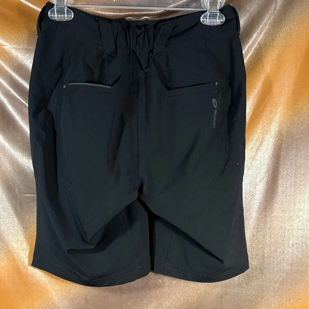 Unisex Sugoi‎ stretch Black Shorts. Swim trunks? 26” waist. Box kk